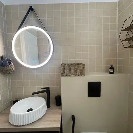 Apartment House Lantanna Poulades