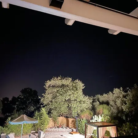 House Lantanna דירה