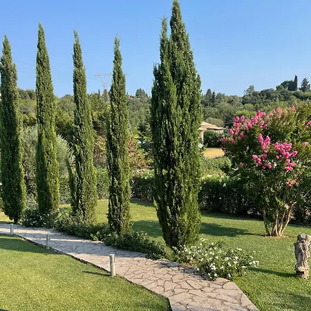 Appartement House Lantanna *