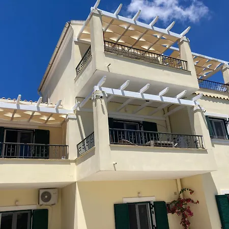 Appartement House Lantanna *
